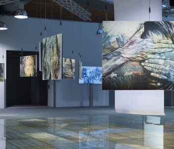 HUMAN_gold Ausstellungsansicht