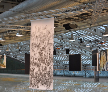 HUMAN_gold Ausstellungsansicht